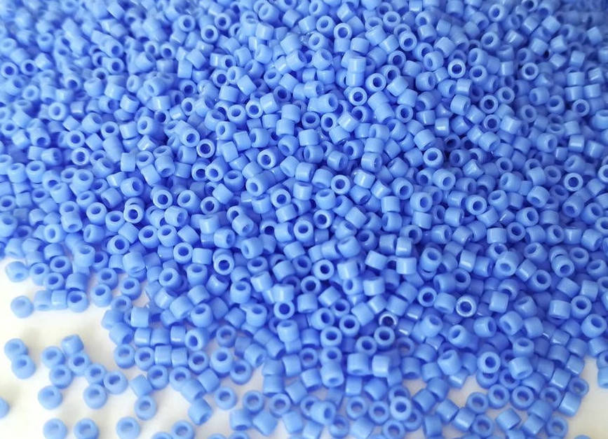 

Японський бісер Miyuki Delica 11/0 DB0730 Opaque Lt.Sapphire