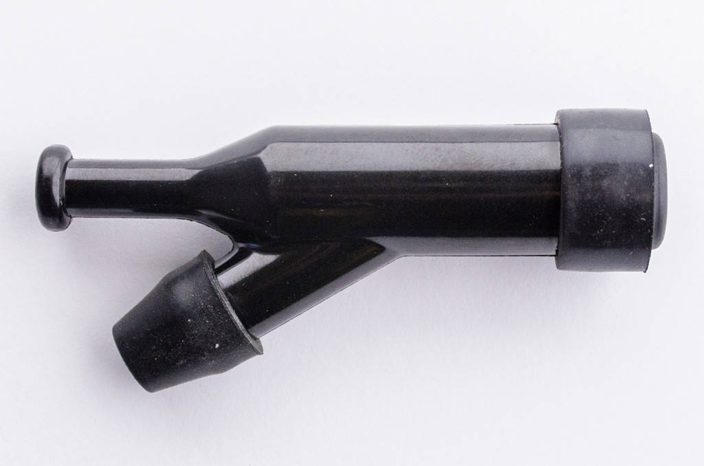 

Надсвечник зажигания для двигателей 6,5 л.с. (168F)