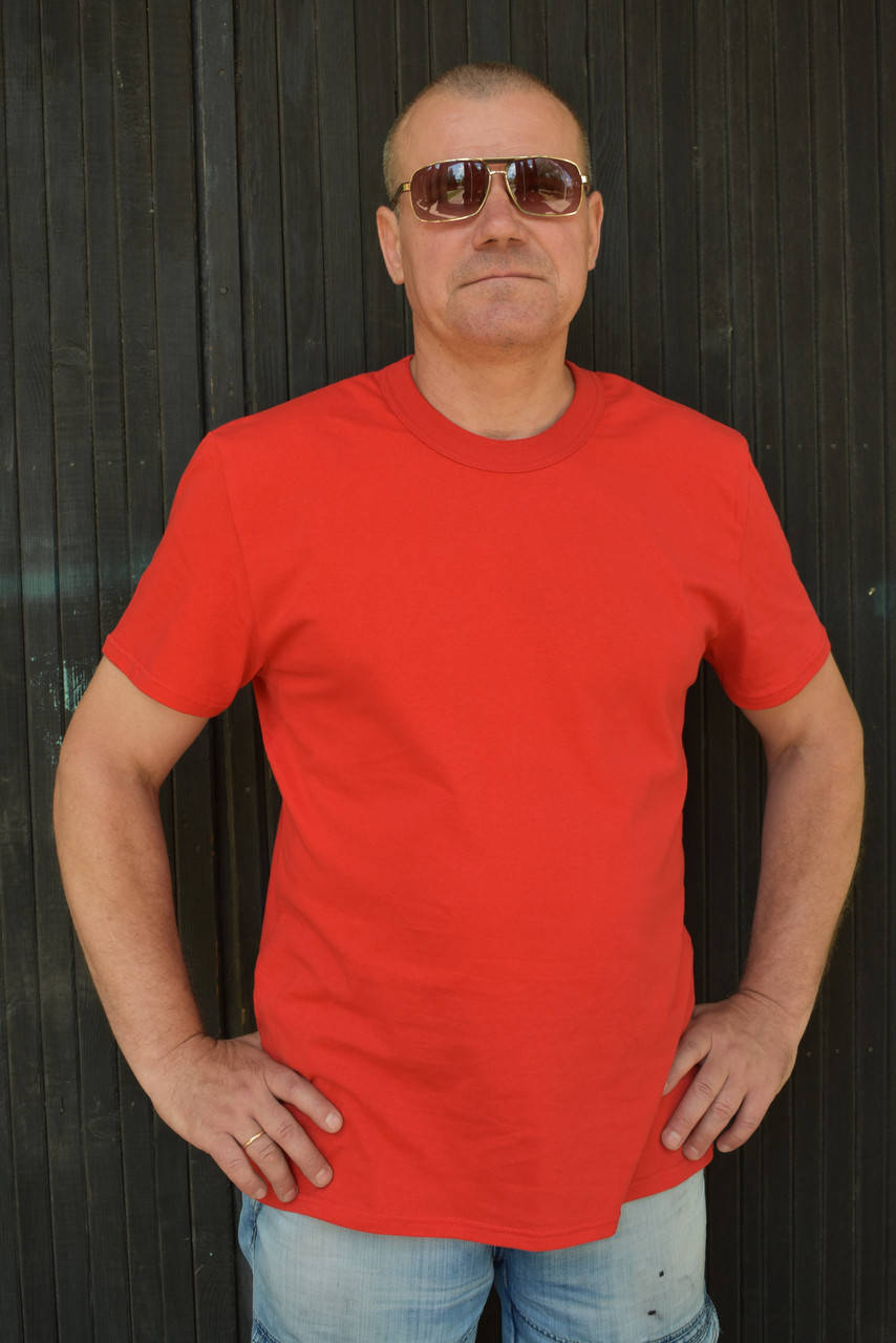 

Футболка мужская красная 54, XL
