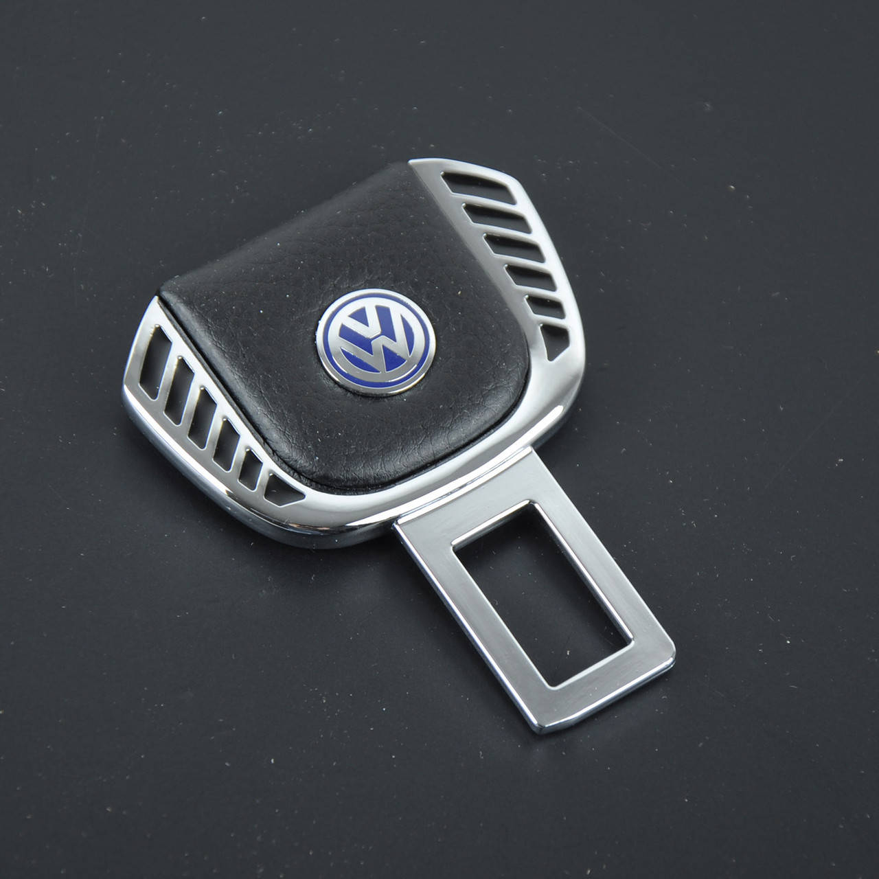 

Заглушка ремня безопасности метал "Volkswagen" (1шт) цинк.сплав + кожа "FLY" (тип №1)