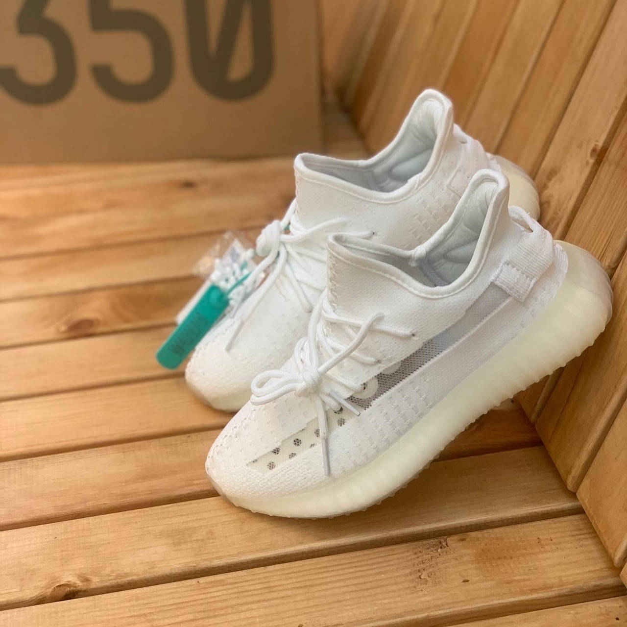 

Женские кроссовки adidas yezzy boost 350 белые, Белый