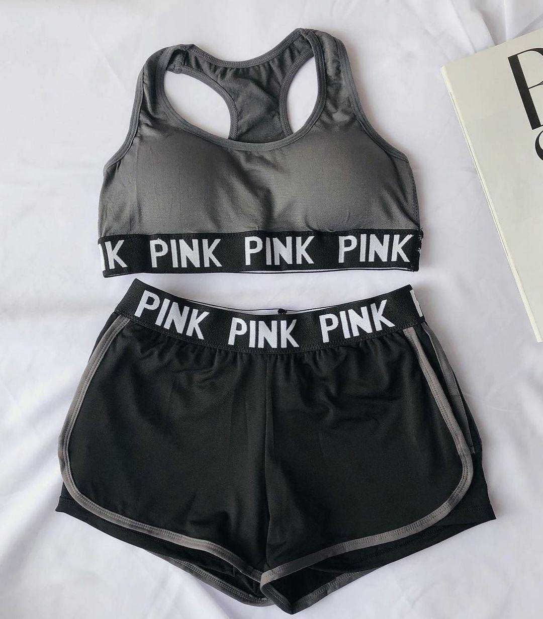 

Комплект топик и шорты для спорта и йоги, Серый