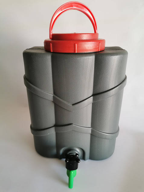 

Рукомойник (умывальник) пластиковый с краном 10 л (24х18х33 см) Консенсус OST-1346