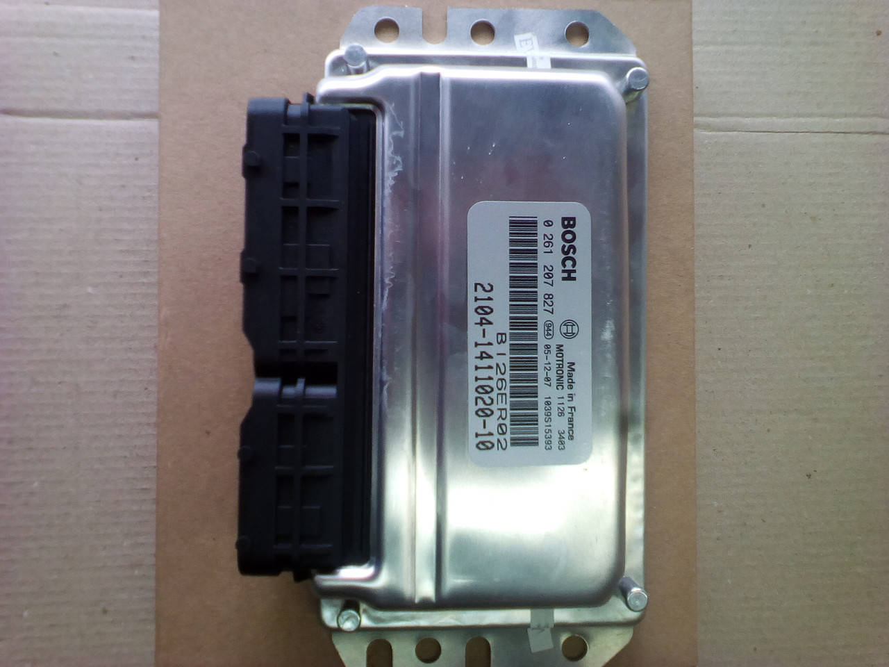 

Блок управления двигателя 2104-1411020-10