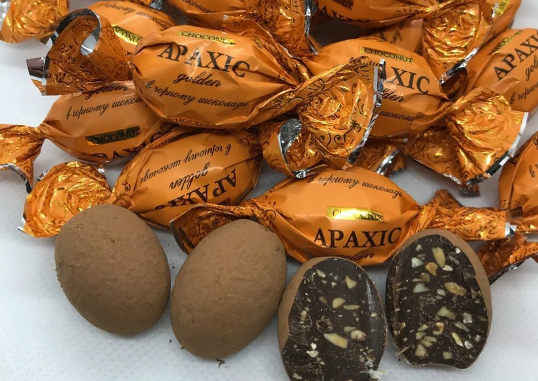 

Цукерки Арахіс Golden в чорному шоколаді Вагові | Натуральный шоколад