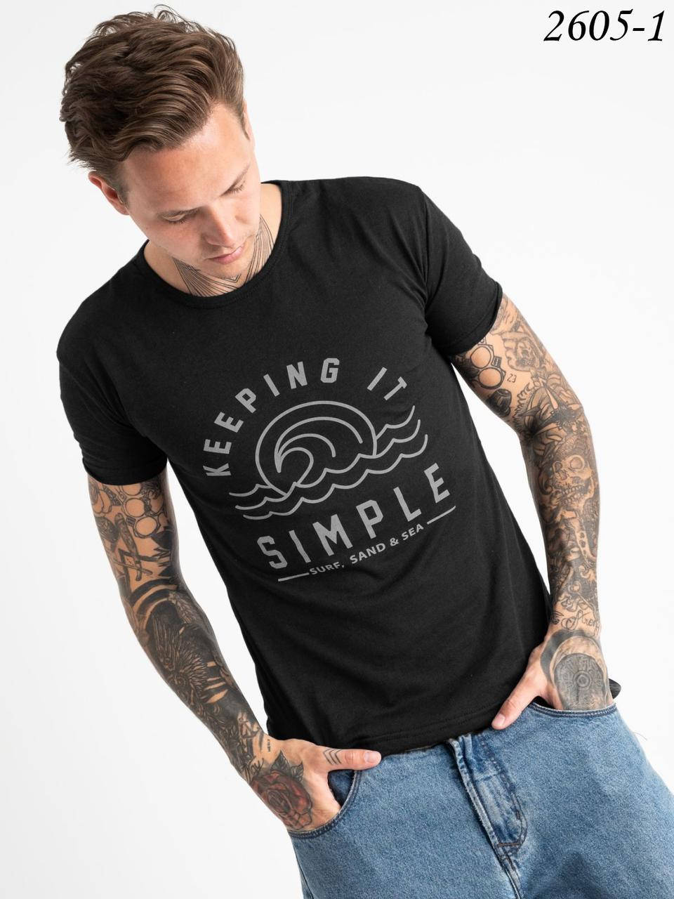 

Мужская футболка. Размеры : M,L,XL,2XL маломерят на 1 размер