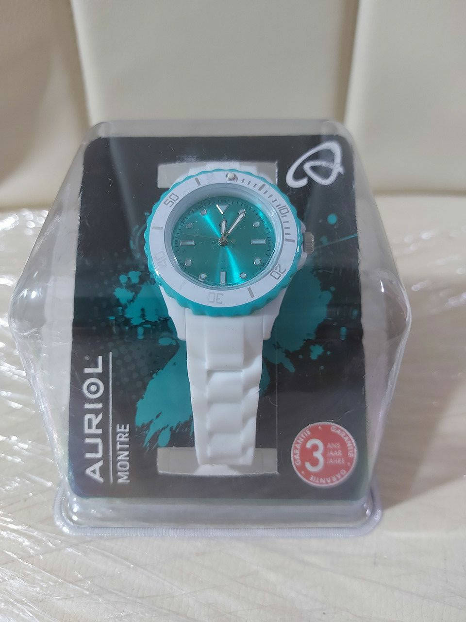 

Наручные часы модель Z31814 G AURIOL MONTRE белый-бирюзовый