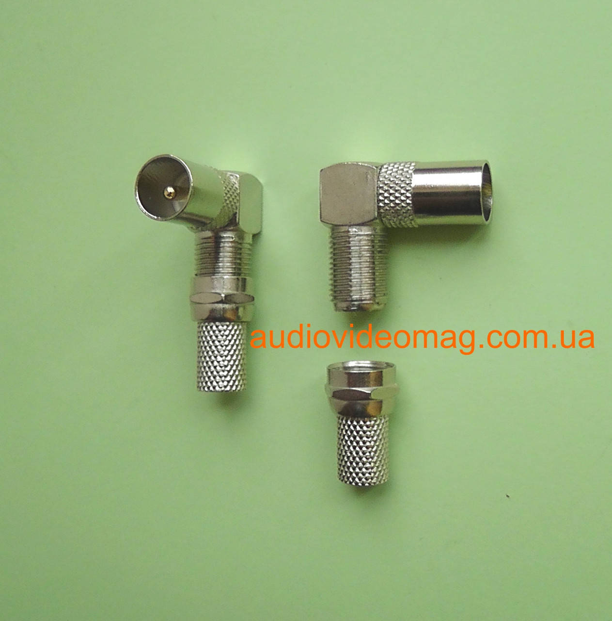 

Штекер антенный металлический угловой c гайкой