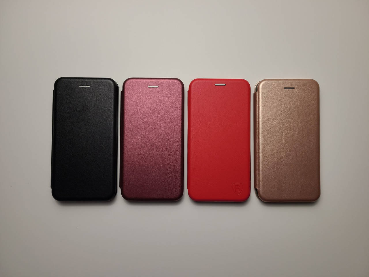 

Чехол книжка Magnei для Xiaomi Redmi 8A с магнитом, Разные цвета