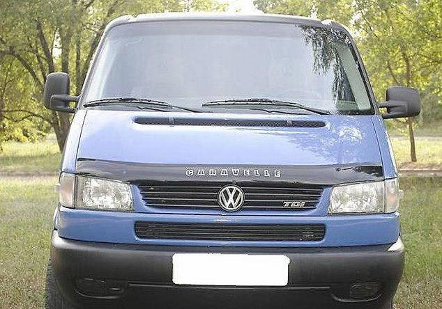

Дефлектор на капот (мухобойки) Volkswagen T4 1998-2003 /Caravelle/Multivan