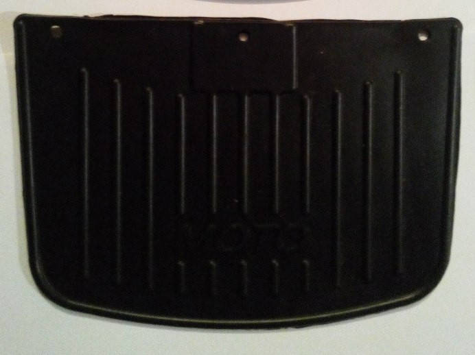 

Брызговик крыла заднего ИЖ