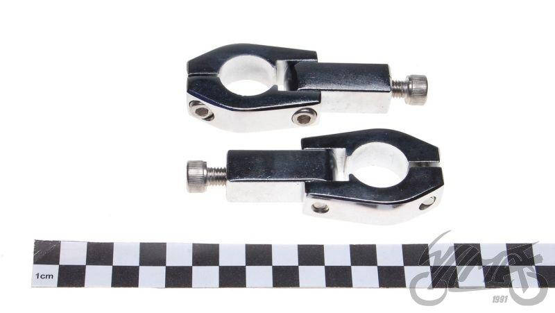 

ДЕРЖАТЕЛЬ ЗАЩИТЫ РУК НА РУЛЕВОЕ КОЛЕСО 22,2mm (7/8") УНИВЕРСАЛЬНЫЙ