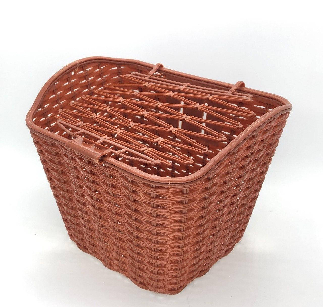 

Корзина велосипедная передняя Verona (коричнева) с крышкой на 26-28"