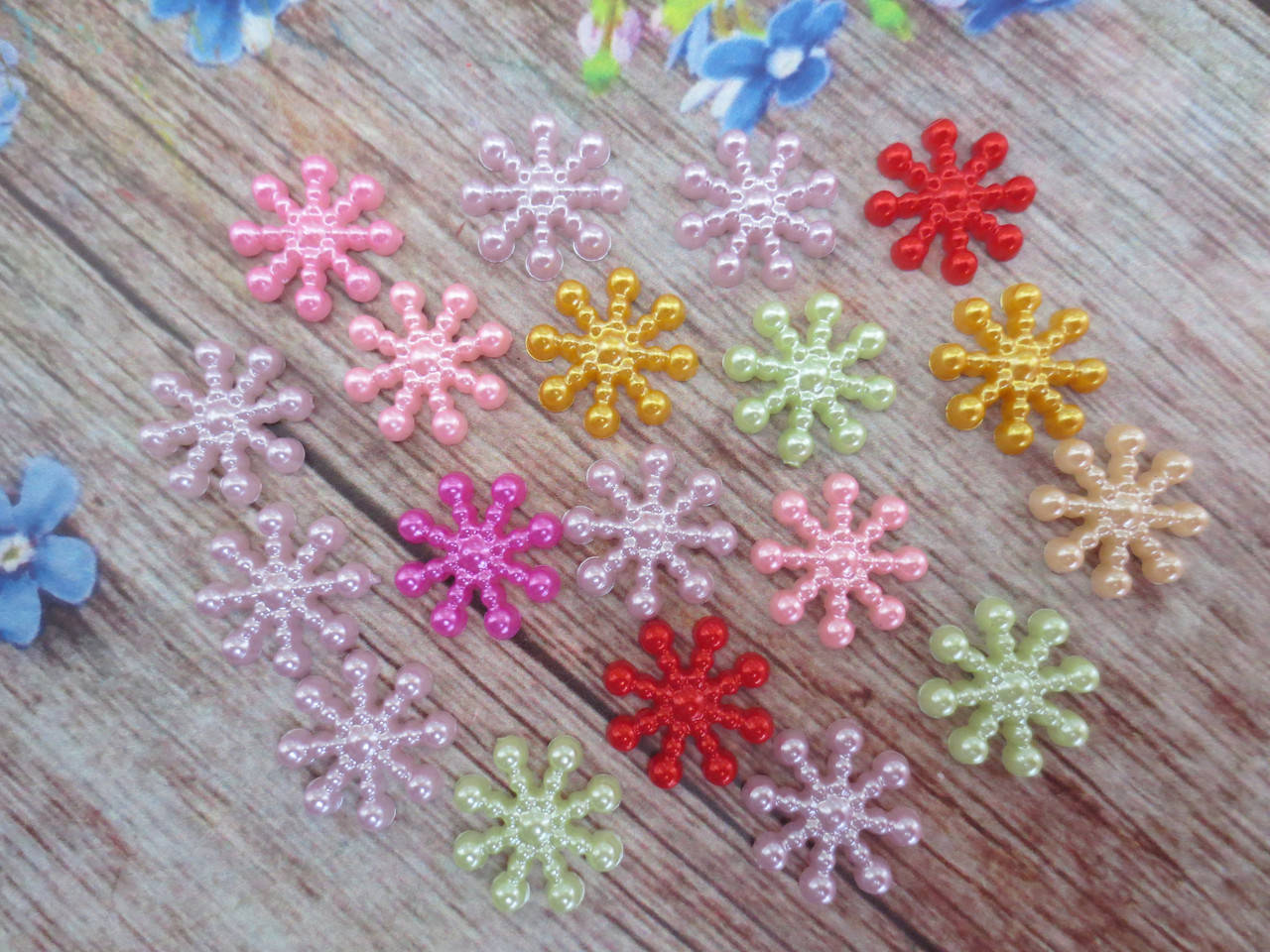 

Пластиковый жемчужный декор "Снежинка", цвет микс, 15х15 мм, 20 шт, Разные цвета