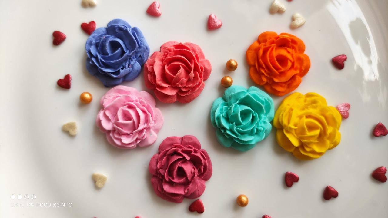 

Сахарные цветы роза для украшения кондитерских изделий