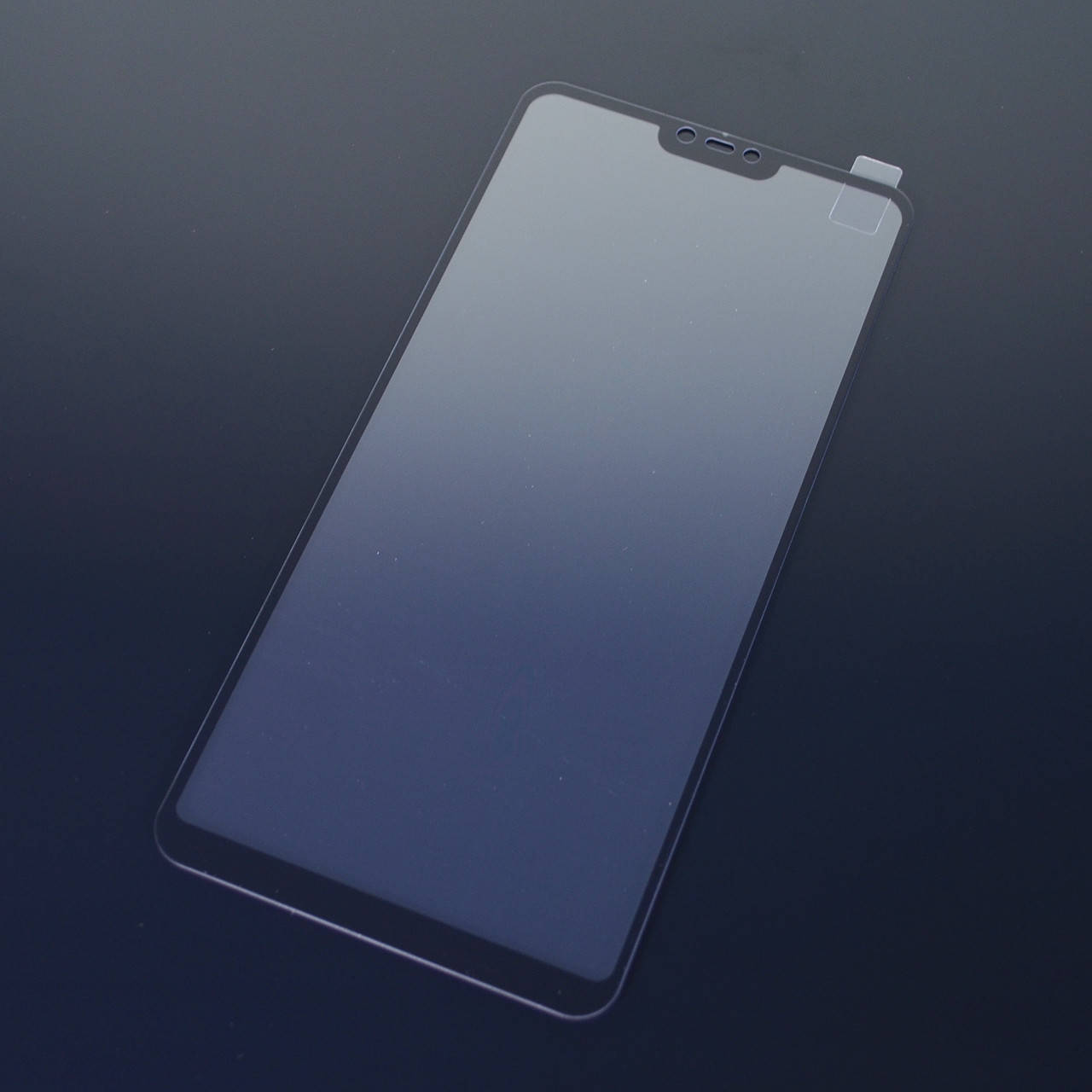 

3D стекло на Xiaomi Mi 8 Lite