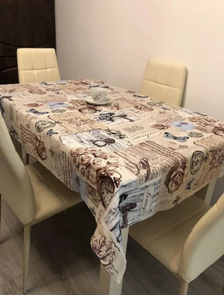 

Скатертина столова 1.8*1.5м, Разные цвета