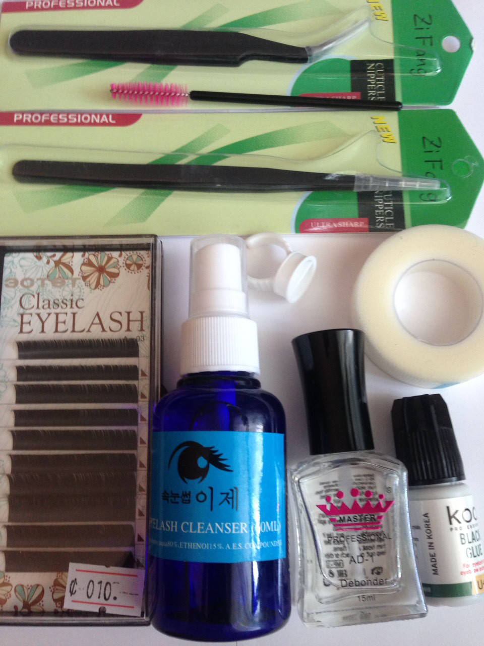 

Стартовый набор для наращивания ресниц 3D в Украине