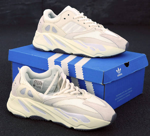 Adidas Yeezy Boost 700 Analog BiGun 1017591440