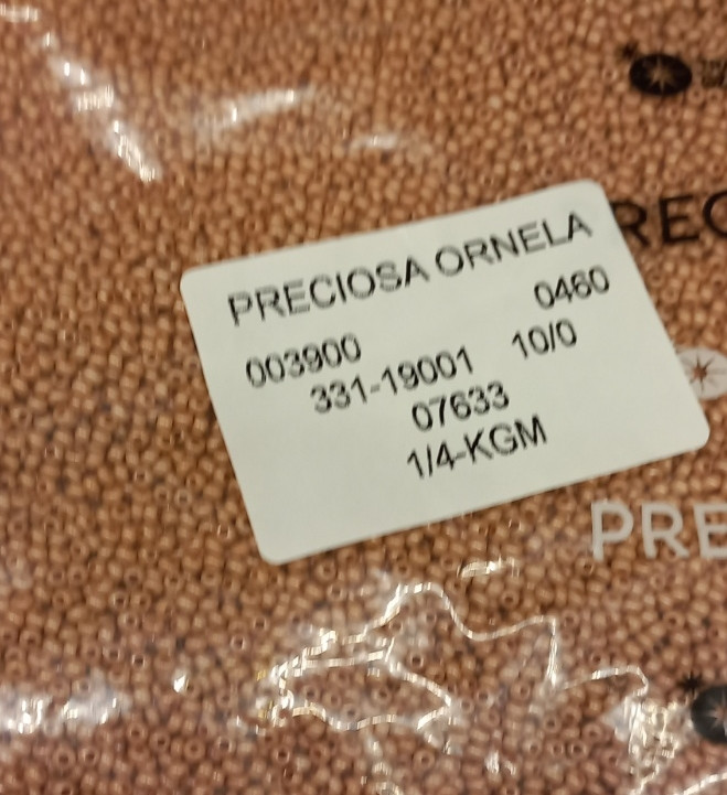 Бісер 10/0, No07633, рожево-бежевий, крейдяний, глазур, глянсовий (пач.50 грамів)