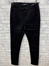 Жіночі чорні джинси з високою посадкою у великому розмірі