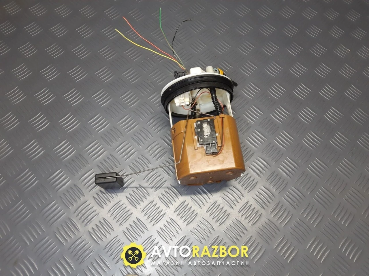 Купити Датчик уровня топлива в баке на 2.0 CITD Mazda 6 (GG) 2002 ...