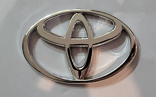 Значок емблема на капот Тойота Toyota мала (80х53)