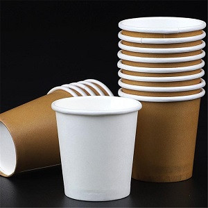 з чого роблять паперові стаканчики