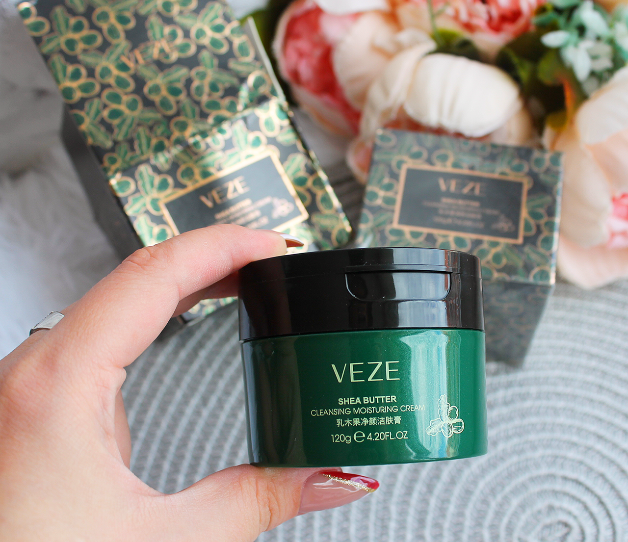 Зволожувальний та очищуючий крем Veze Shea Batter Cleansing Moisturizing Cream з маслом ши 120 грам