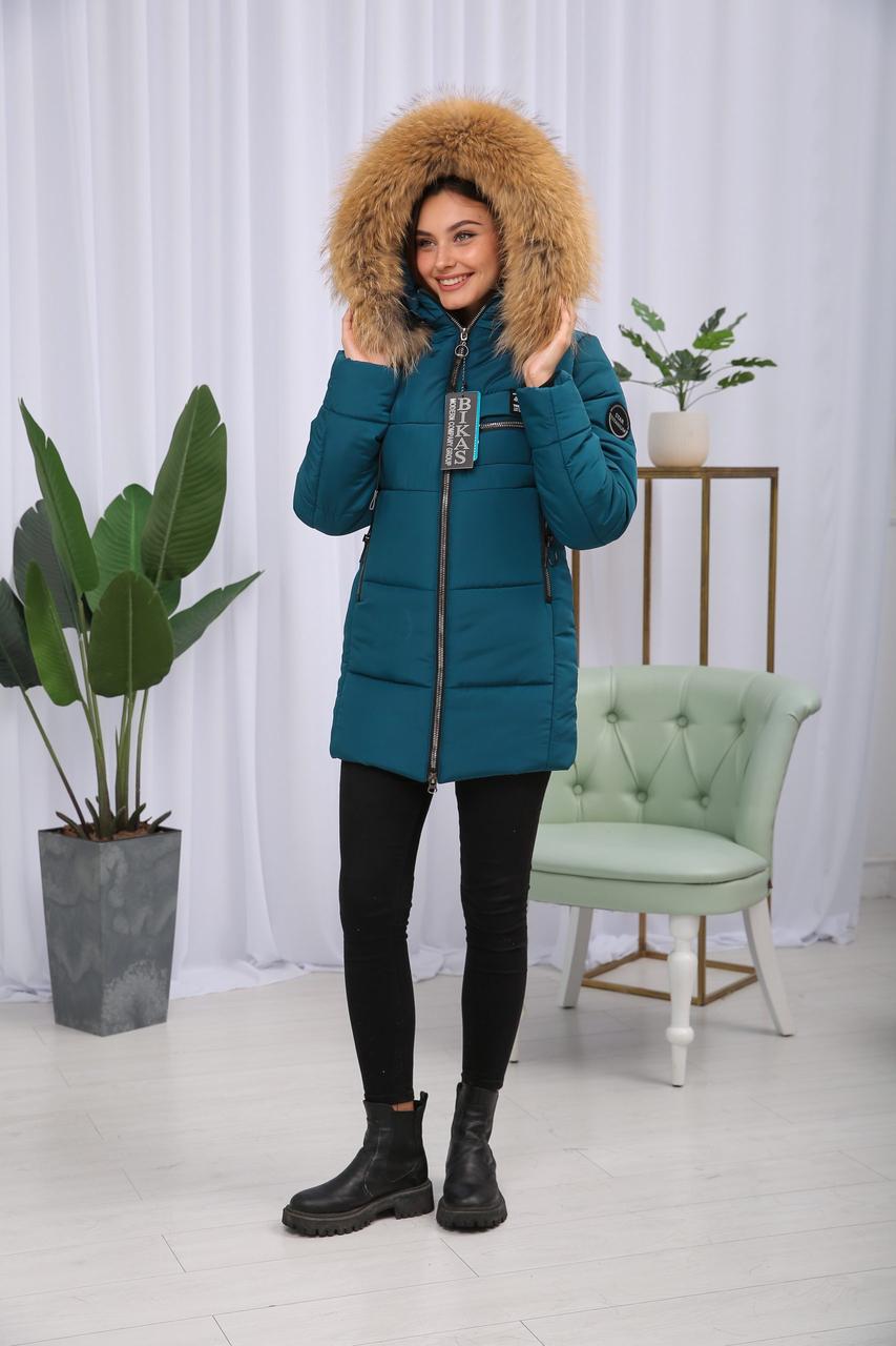 Зимова жіноча тепла куртка на втепливачі тінсулейті з натуральним хутром єнота., фото 1