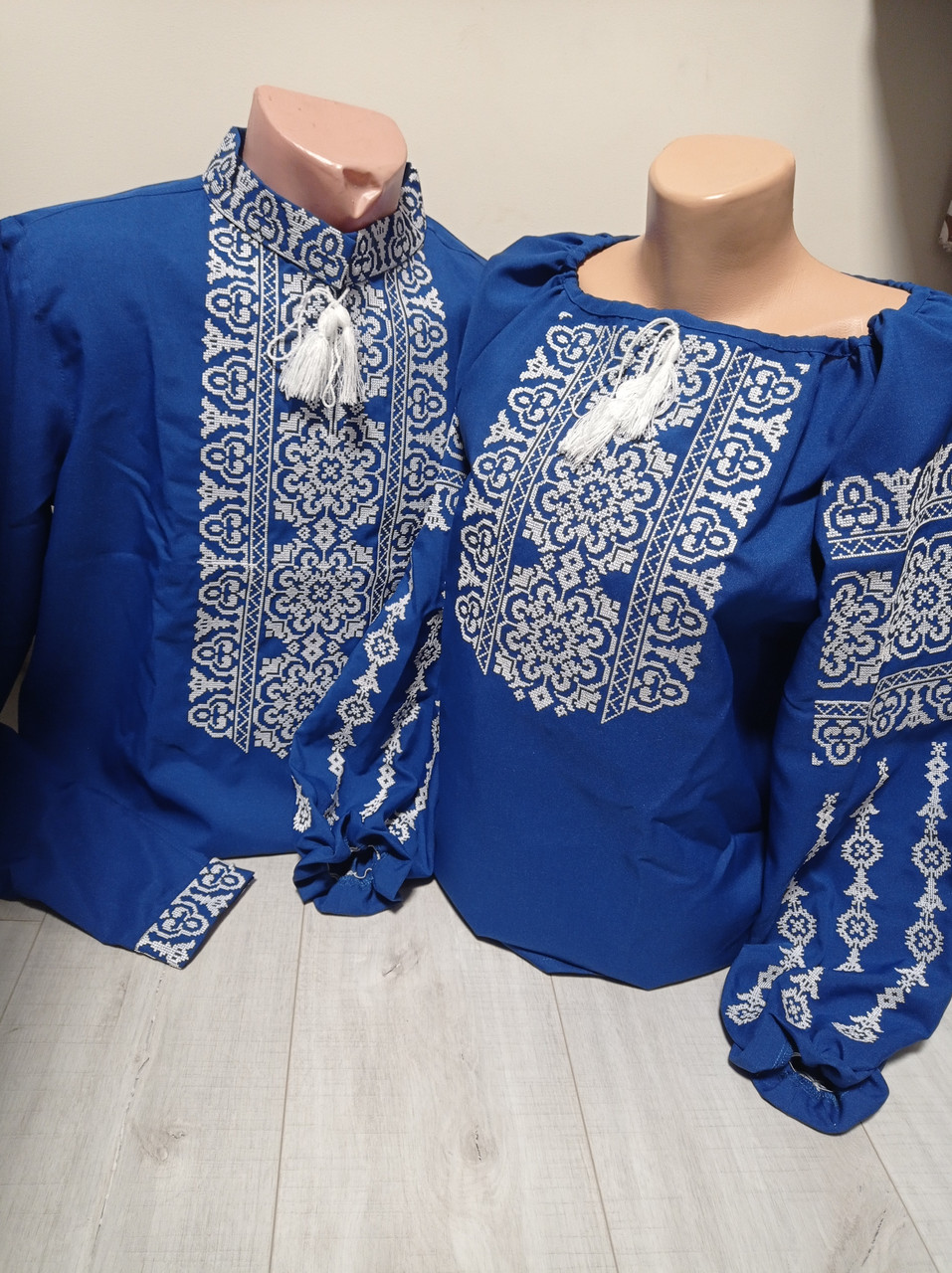 Парні сині вишиванки "Злагода" з довгим рукавом і білою вишивкою Україна УкраїнаТД комплект за 1 штуку