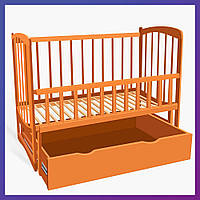 Детская кроватка деревянная из ольхи Комета маятник откидной бок с ящиком светло-коричневая