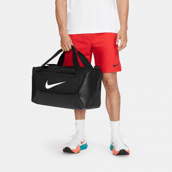 Small nike duffel bag best sale