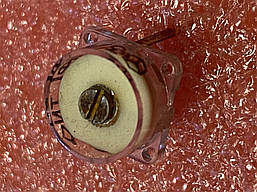 Конденсатор КТ4 — 20    3 /15пкФ