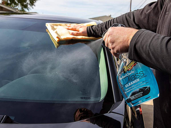 After Perfect Clarity? Try Meguiar's Glass Cleaner 