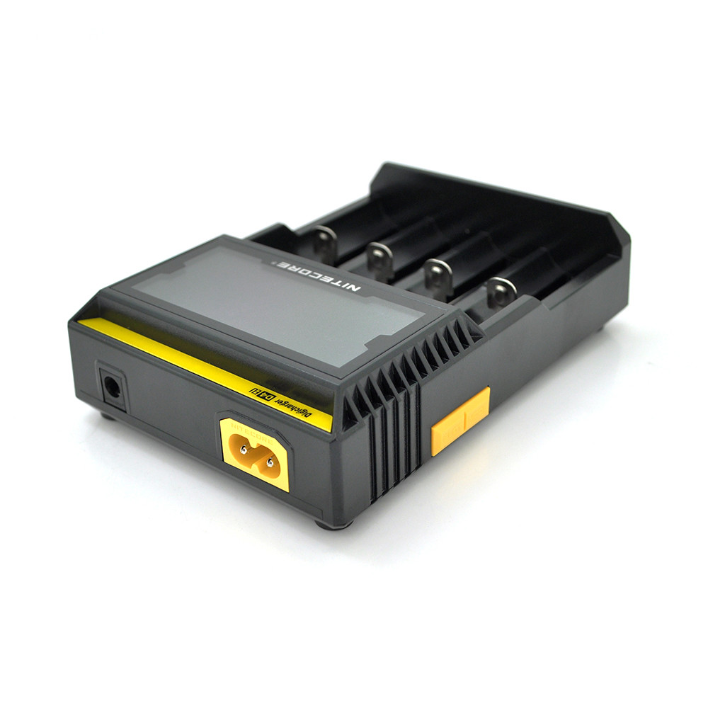 Зарядний пристрій універсальний Nitecore Digicharger D4, 4 канали, LCD дисплей, підтримує Li-ion, Ni-MH і