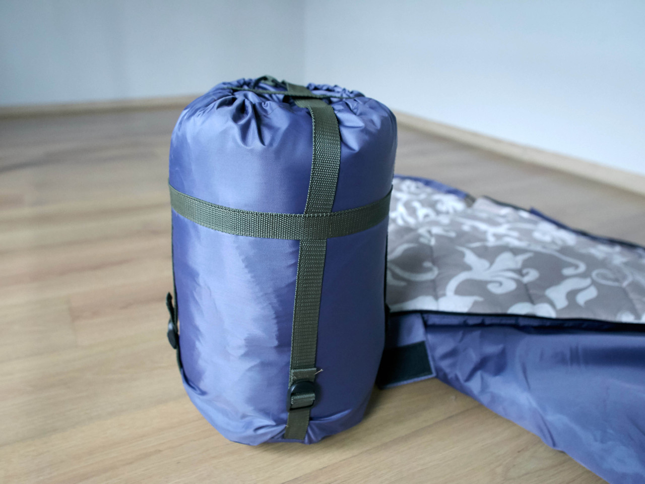 Теплий туристичний спальний мішок із підголовником у компресійному мішку Sleeping Bag  3