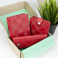 Подарочный женский набор №62 "Тризуб": кошелек + ключница + обложка на паспорт (красный)