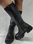Жіночі осінні демісезонні високі чоботи з натуральної шкіри в чорному кольорі, фото 5