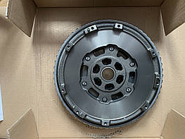 Двухмассовый маховик, демпфер LUK 415049210 MEGANE III/SCENIC/GRAND SCENIC 1,4 T 09-