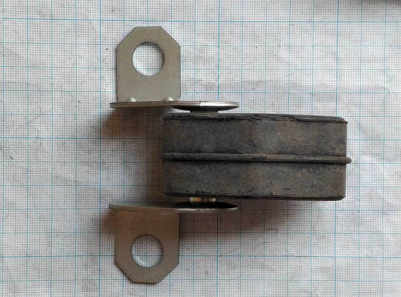 Хомут кріплення глушника передній HJS 83 11 1986 задньої частини глушника VOLKSWAGEN