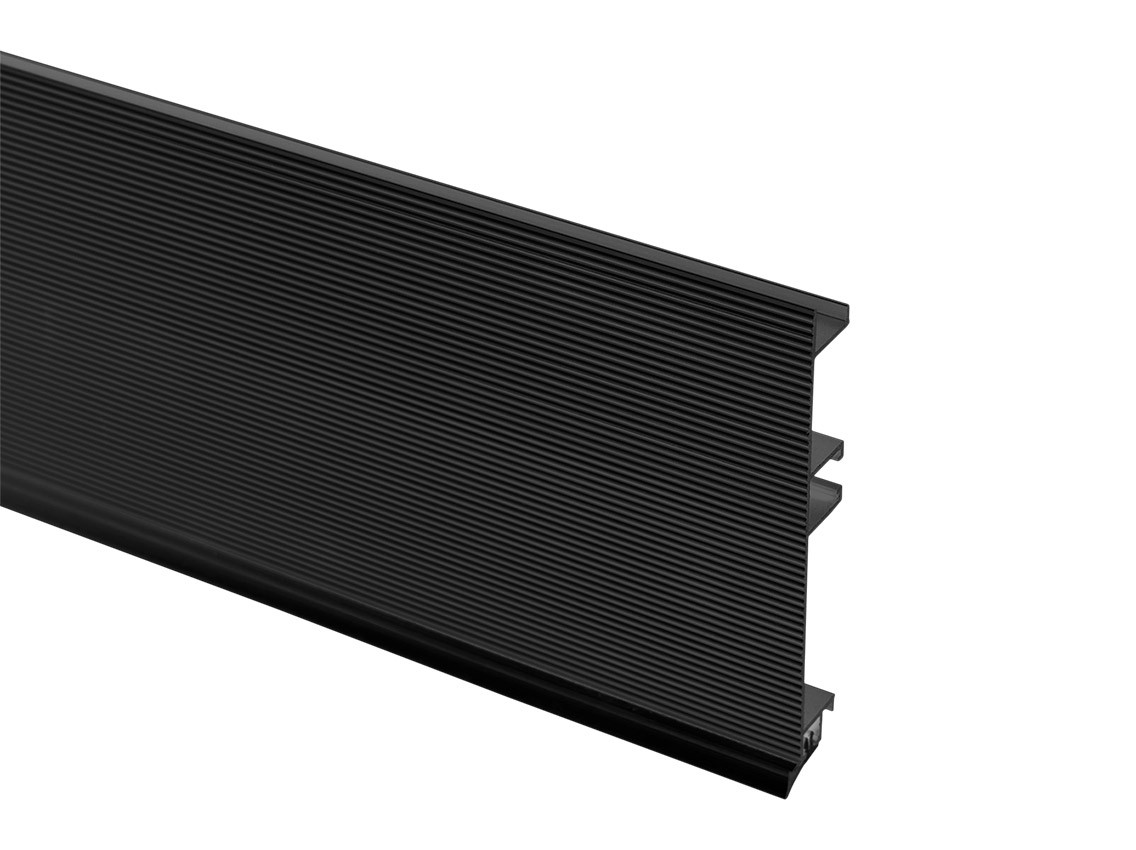 Планка цокольна GIFF L=4000 H=100 чорний матовий рифлений