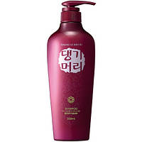 Шампунь для нормальных и сухих волос Daeng gi meo ri Shampoo for normal to dry scalp 500мл