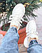 Модні зимові кросівки жіночі шкіряні на хутрі високій платформі теплі зручні молодіжні стильні білі 36 розмір M.KraFVT 2142 2023, фото 8