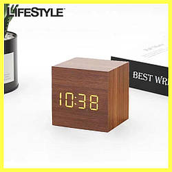Настільні годинники дерев'яний куб VST-869-1 / Електронний годинник з підсвічуванням білого