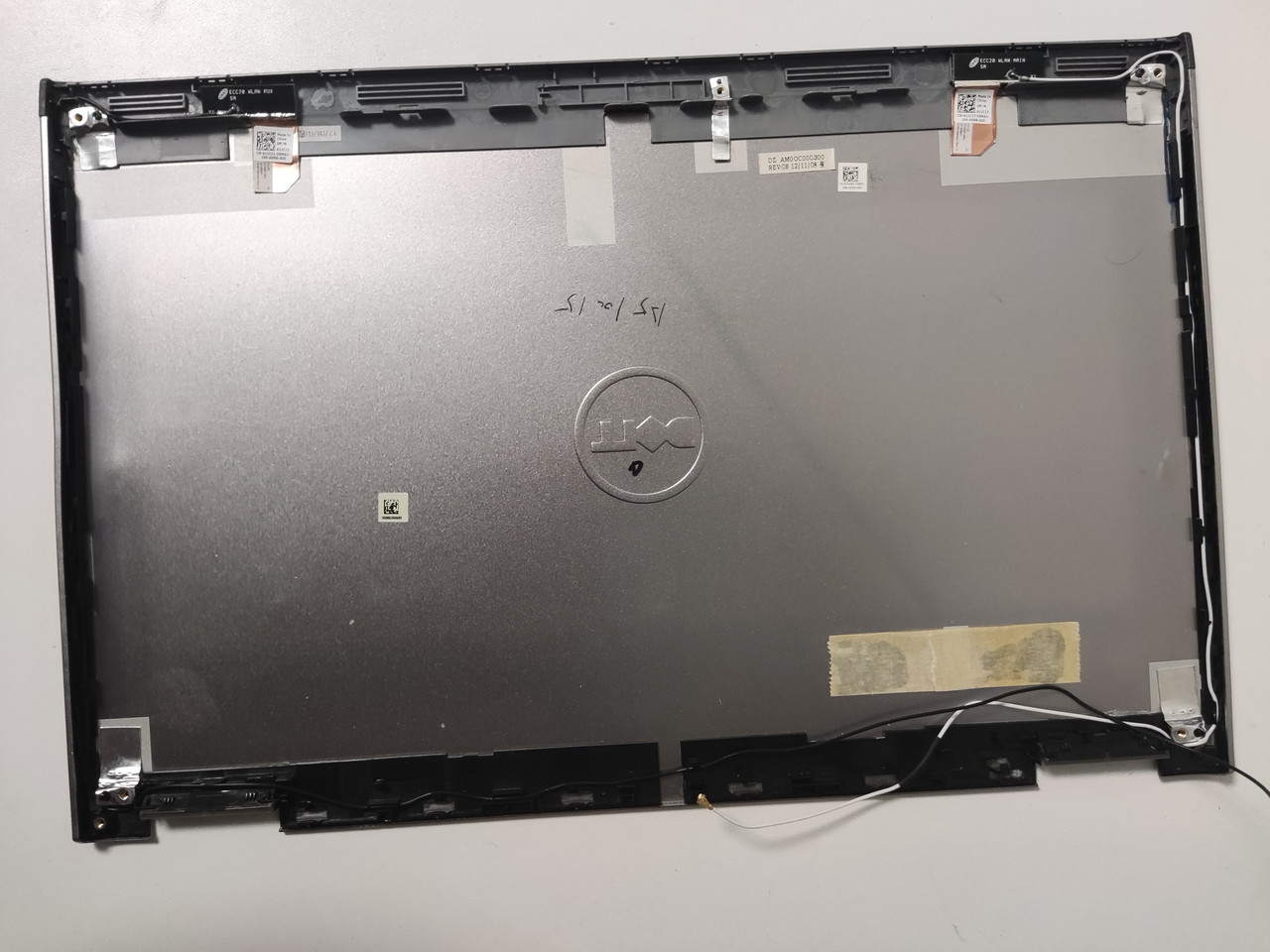 Dell Vostro 3560 Корпус A (кришка матриці) бу #