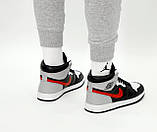 Чоловічі / жіночі кросівки Nike Air Jordan 1 Retro Mid Black Chile Red White High, шкіряні найк аір джордан 1 ретро аїр, фото 8