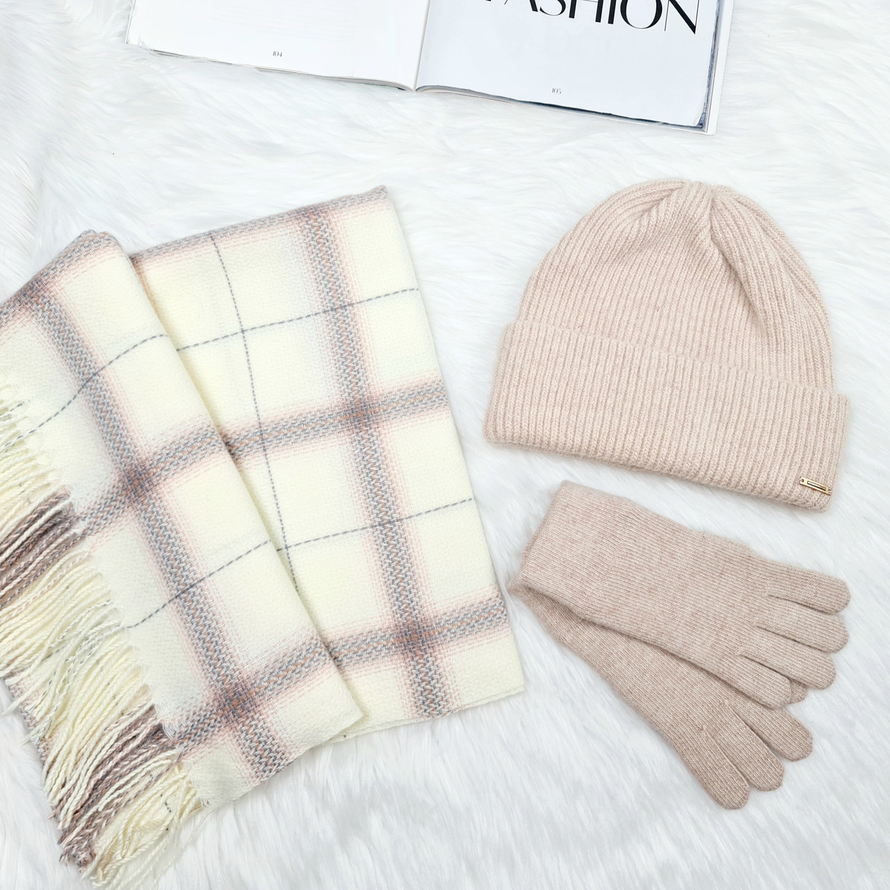 Комплект жіночий зимовий ангора з вовною на флісі (шапка+шарф+рукавички) ODYSSEY 56-58 см різнокольоровий 12700 - 8008 - 4063, фото 1