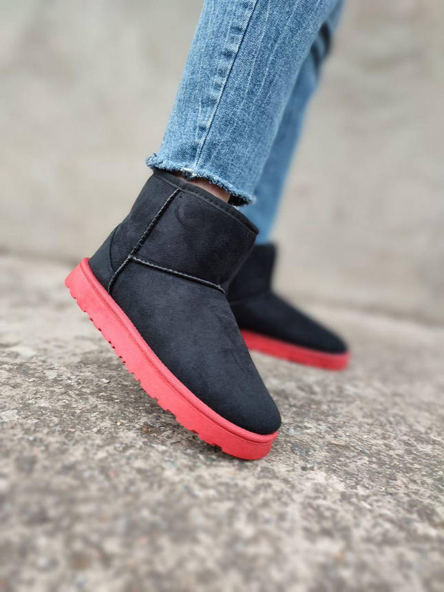 36 р Чорні уги Еко ЗАМША на червоній підошві низькі без написів Ugg Black/Red жіночі зима 36-41, фото 1