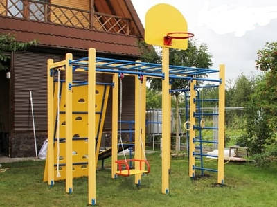 Спортивні майданчики і елементи